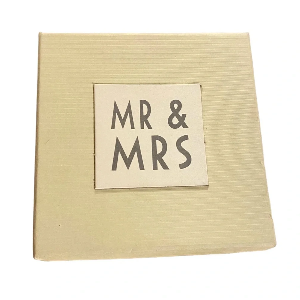 NWT Crate & Barrel MR & MRS White Heart Ring Dish